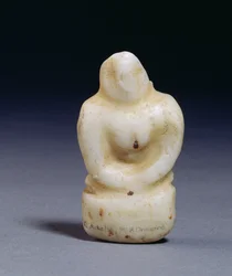 Figurine assise d